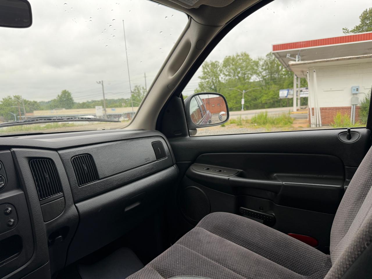 Dodge Ram 1500  2003