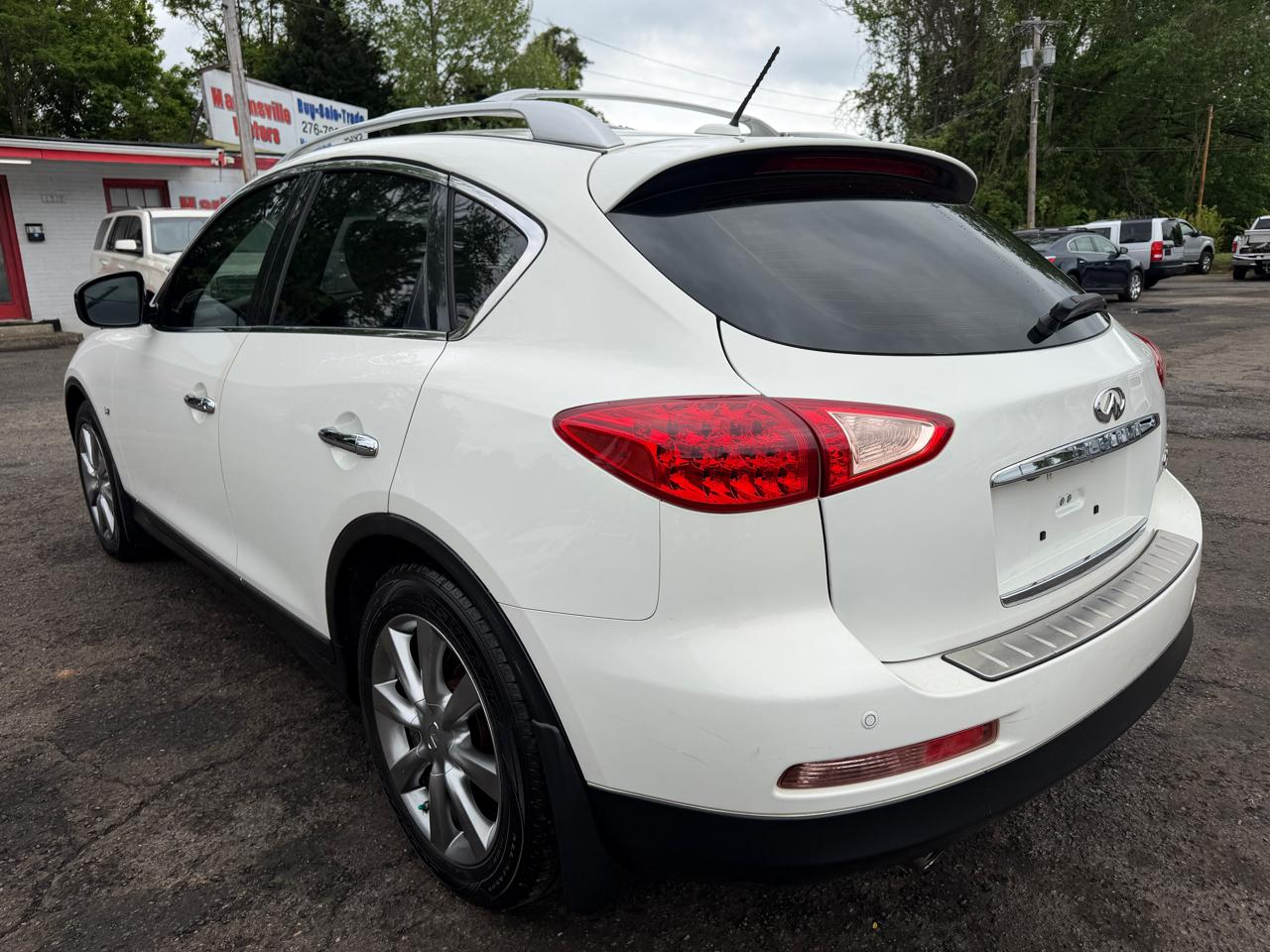 Infiniti QX50 AWD 2014