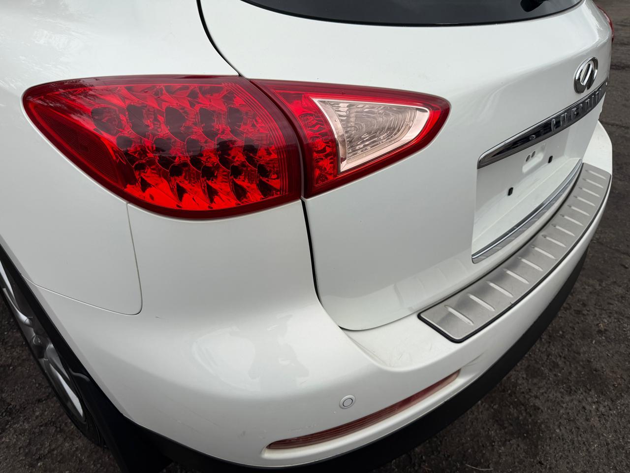 Infiniti QX50 AWD 2014