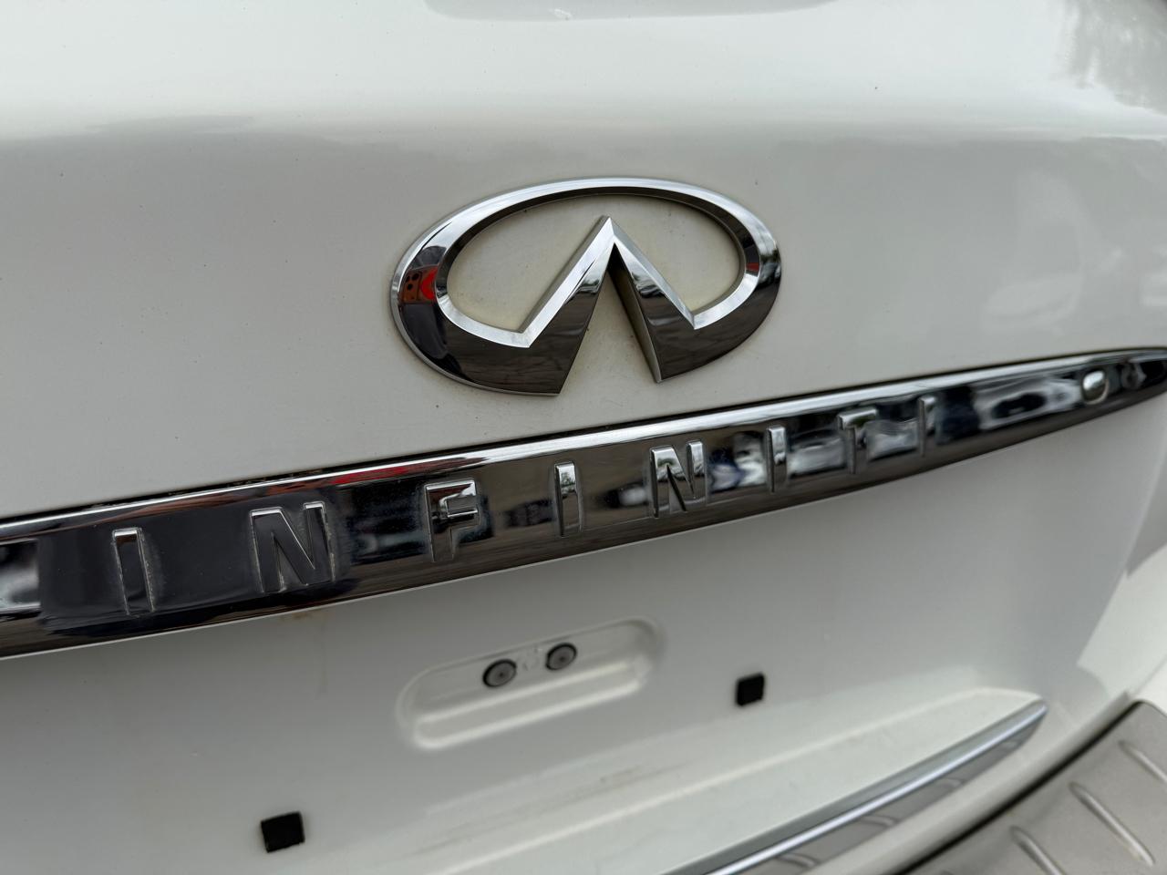 Infiniti QX50 AWD 2014