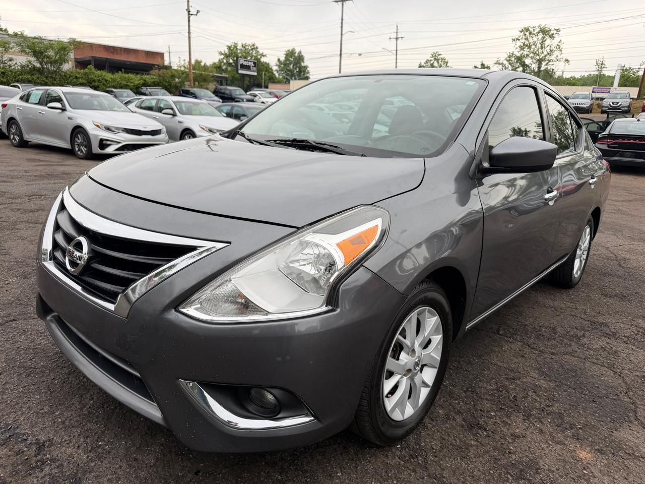 Nissan Versa SV 2019
