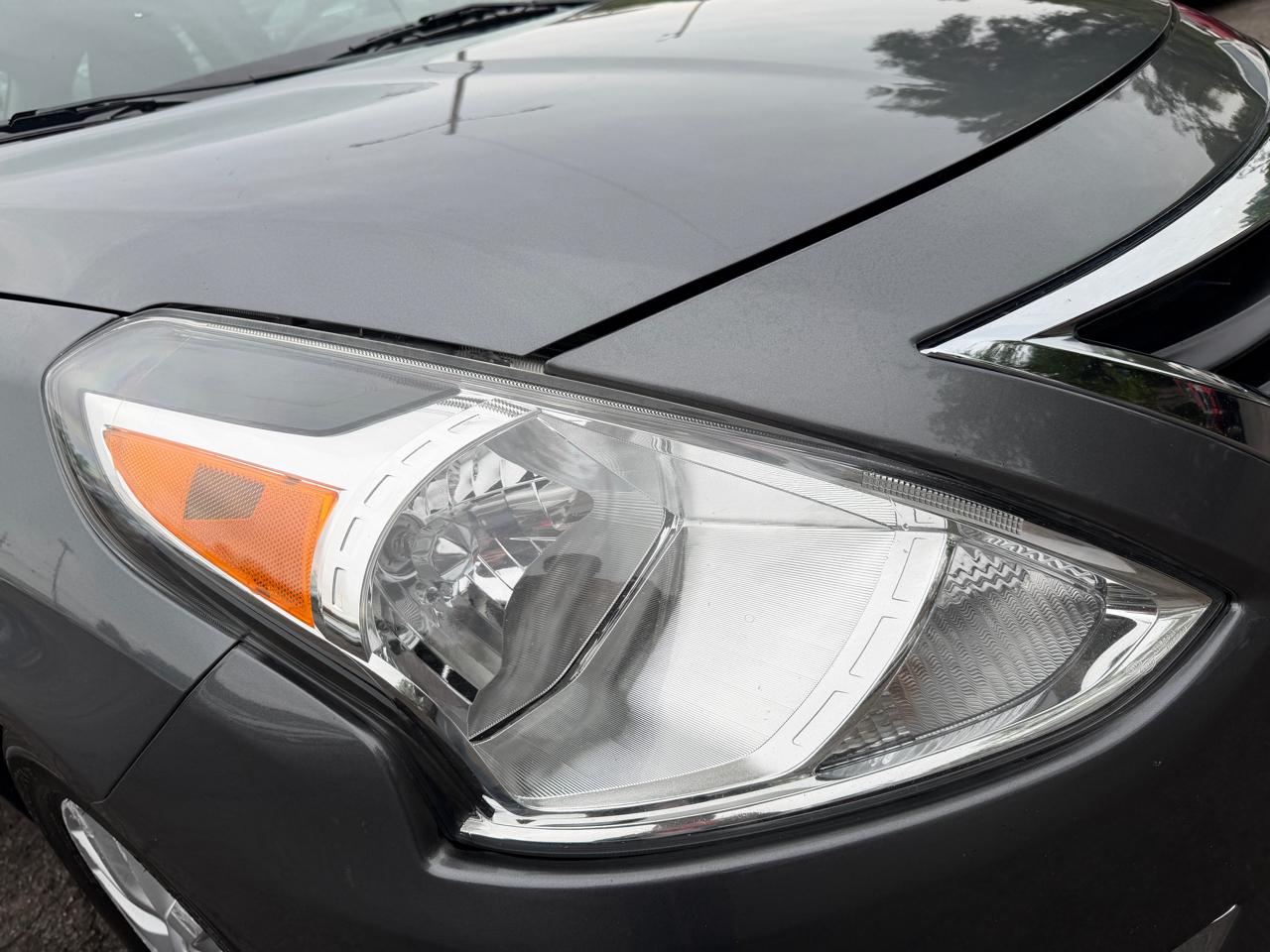 Nissan Versa SV 2019