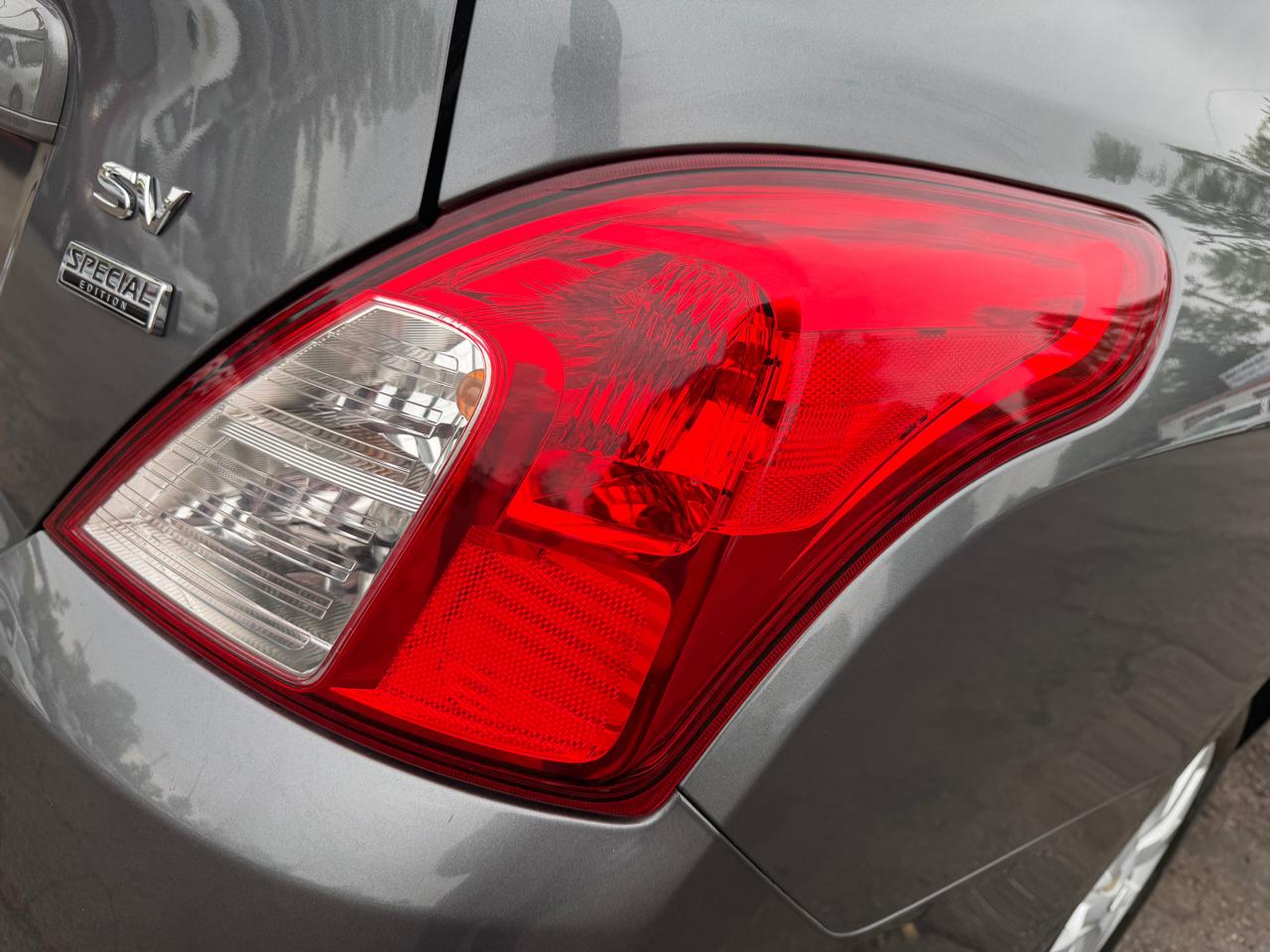 Nissan Versa SV 2019