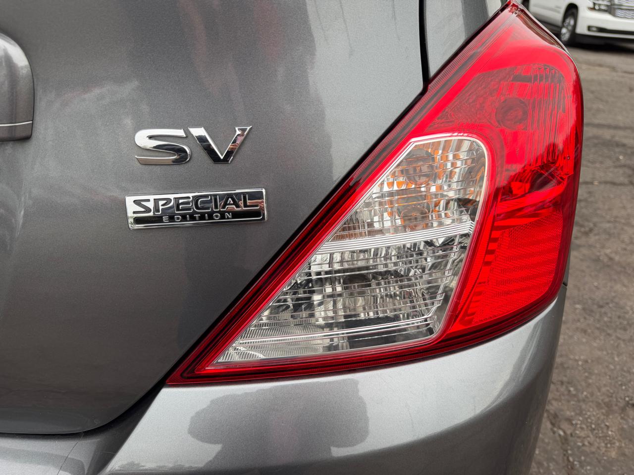 Nissan Versa SV 2019