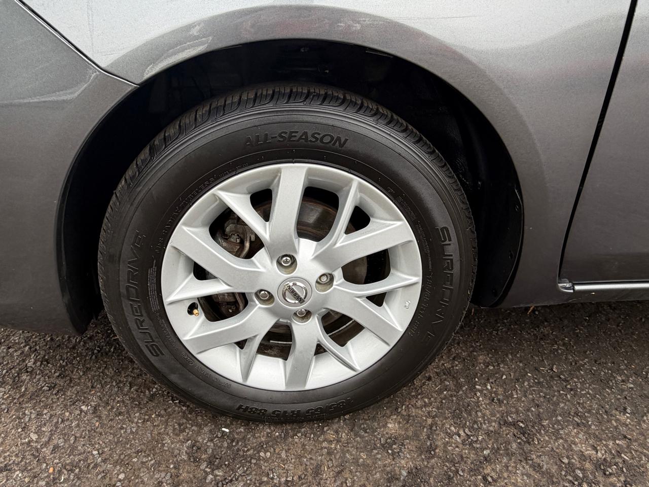 Nissan Versa SV 2019