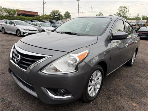 2019 Nissan Versa SV