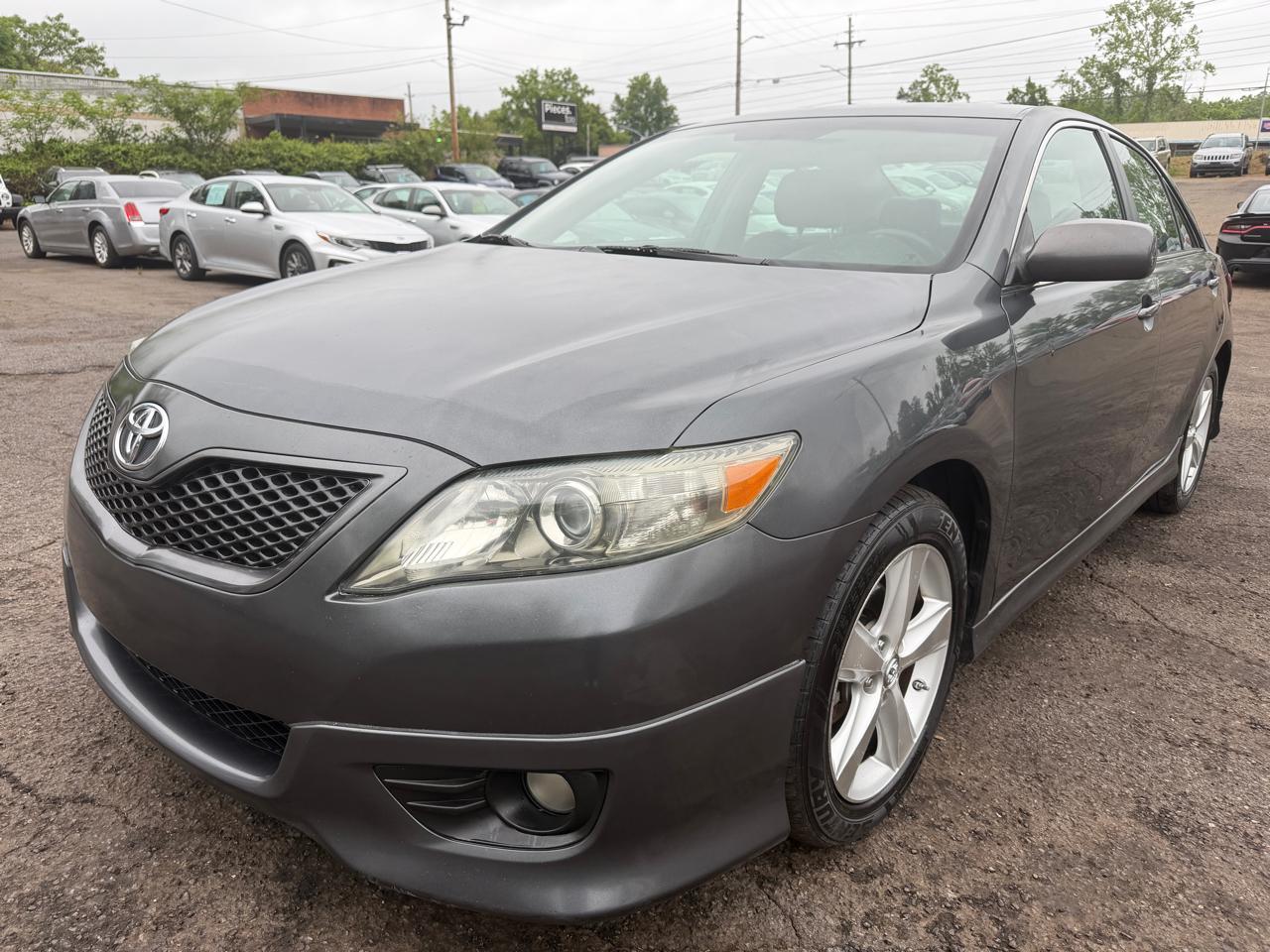 Toyota Camry SE 2010