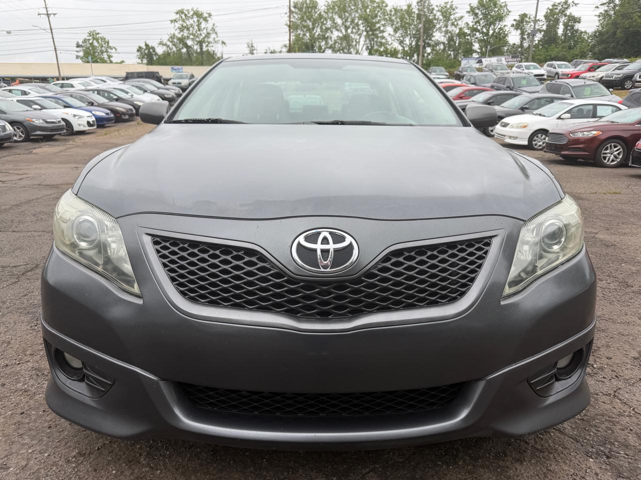 Toyota Camry SE 2010