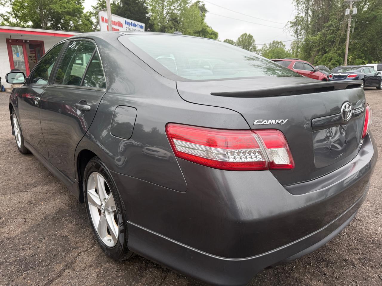 Toyota Camry SE 2010