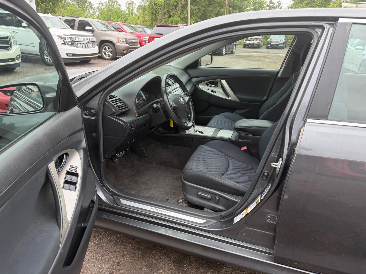 Toyota Camry SE 2010