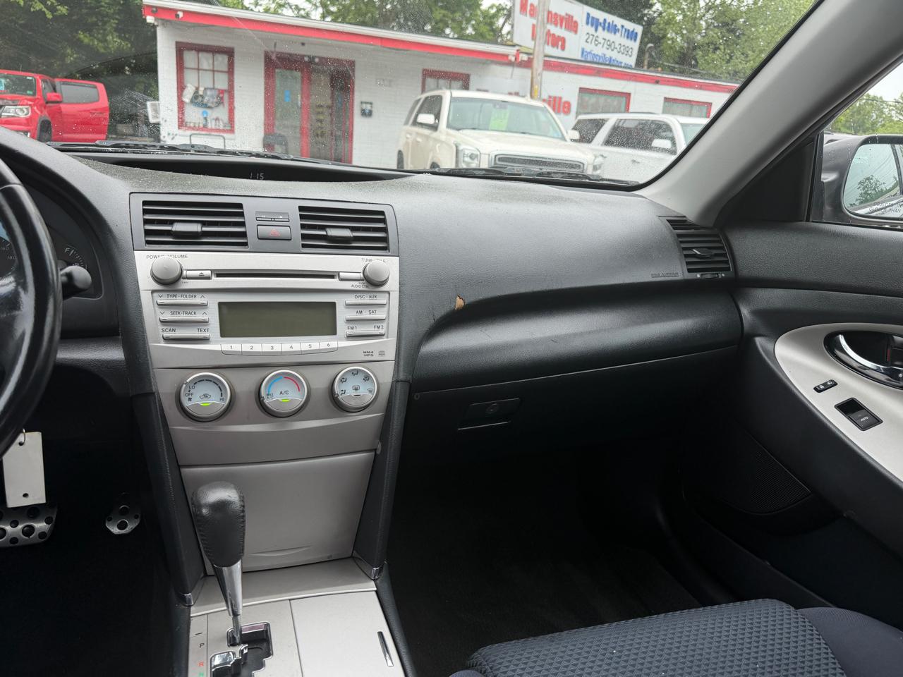 Toyota Camry SE 2010