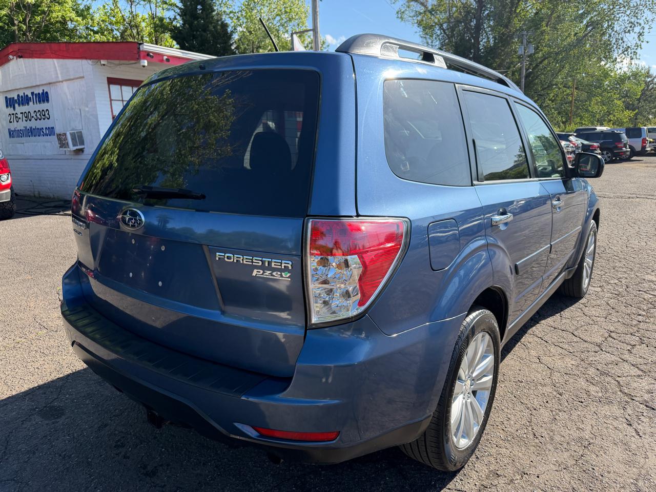 Subaru Forester 2.5X Premium 2012