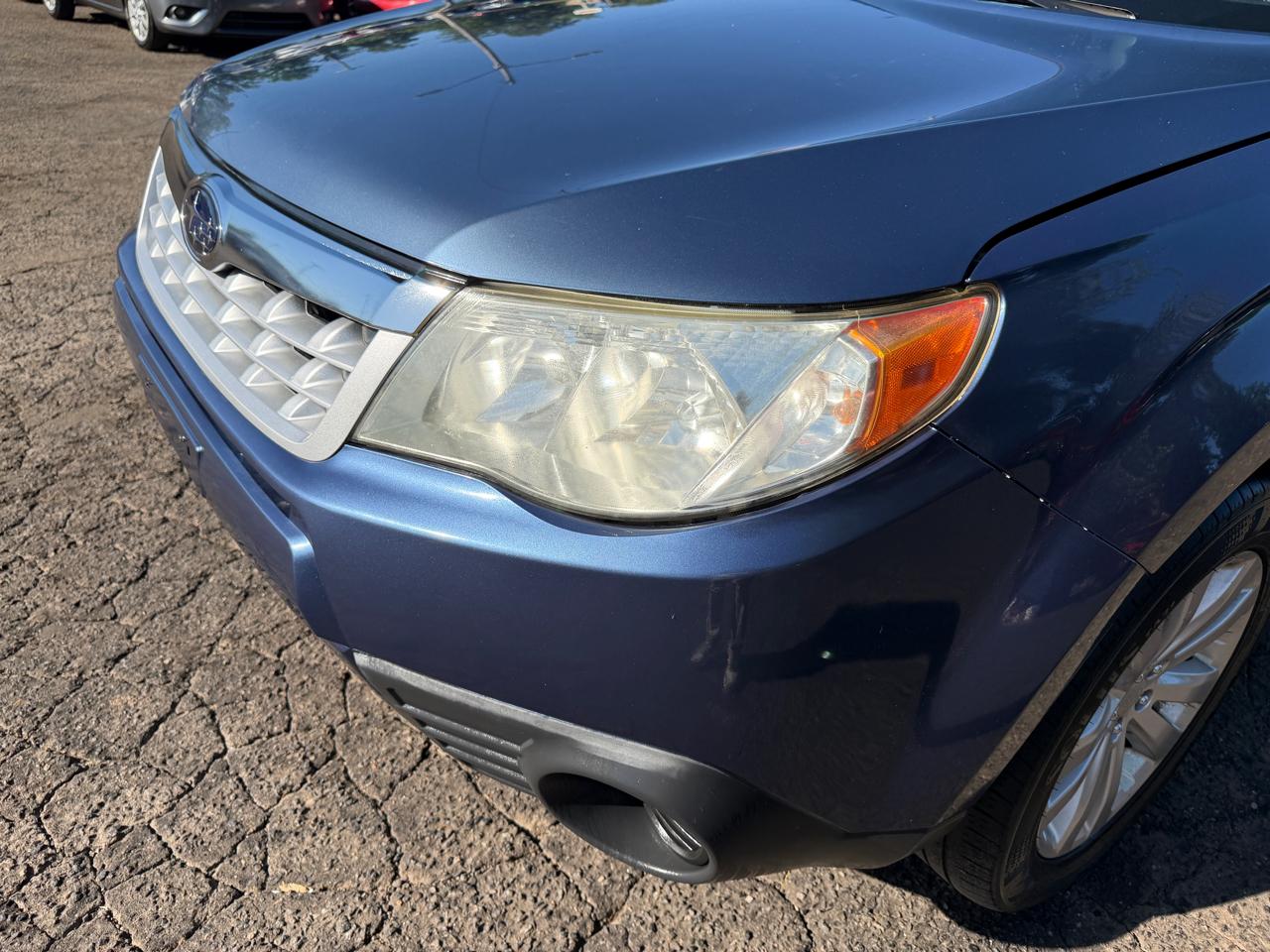 Subaru Forester 2.5X Premium 2012