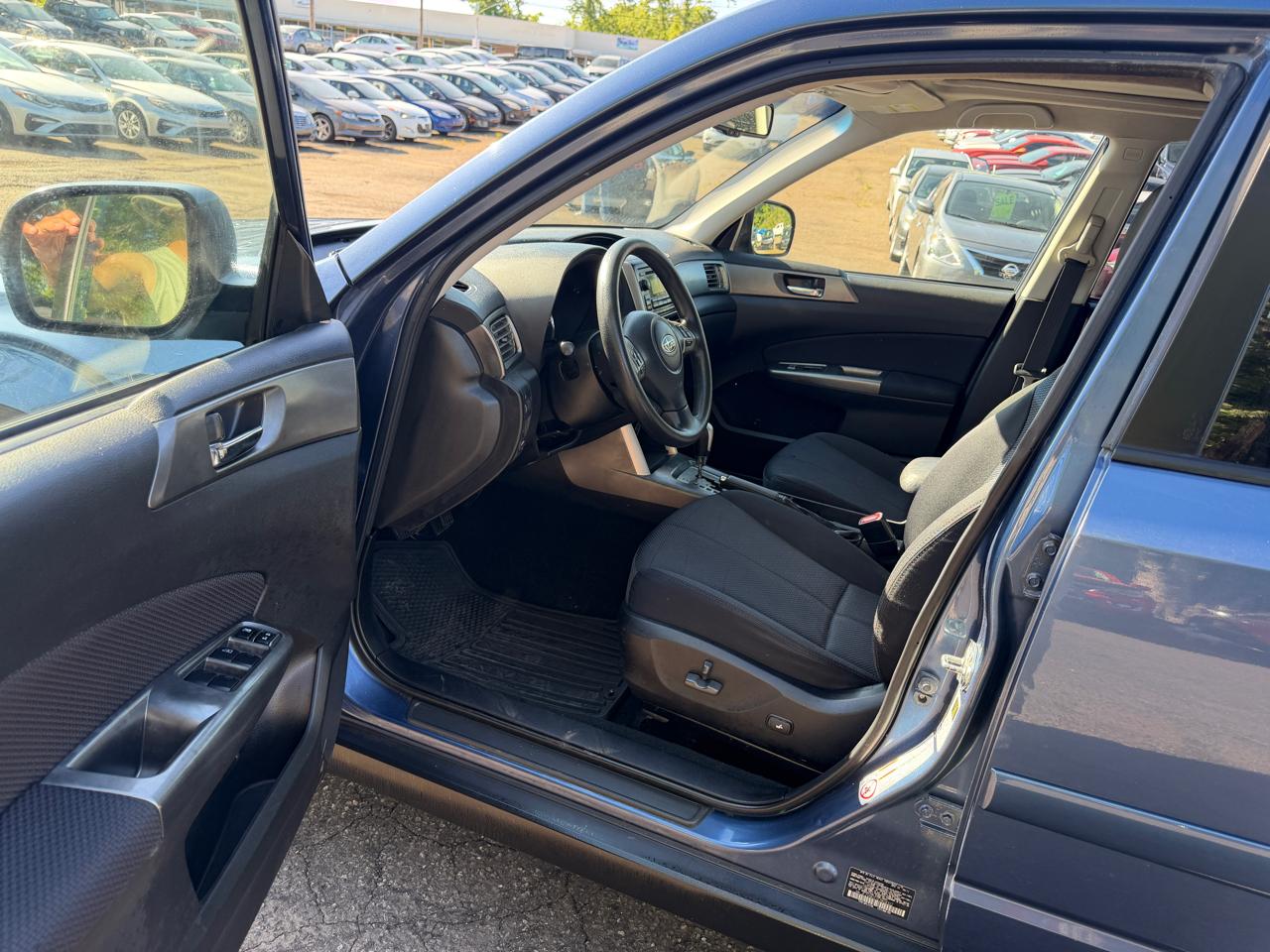 Subaru Forester 2.5X Premium 2012