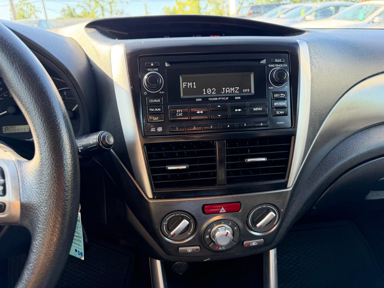 Subaru Forester 2.5X Premium 2012