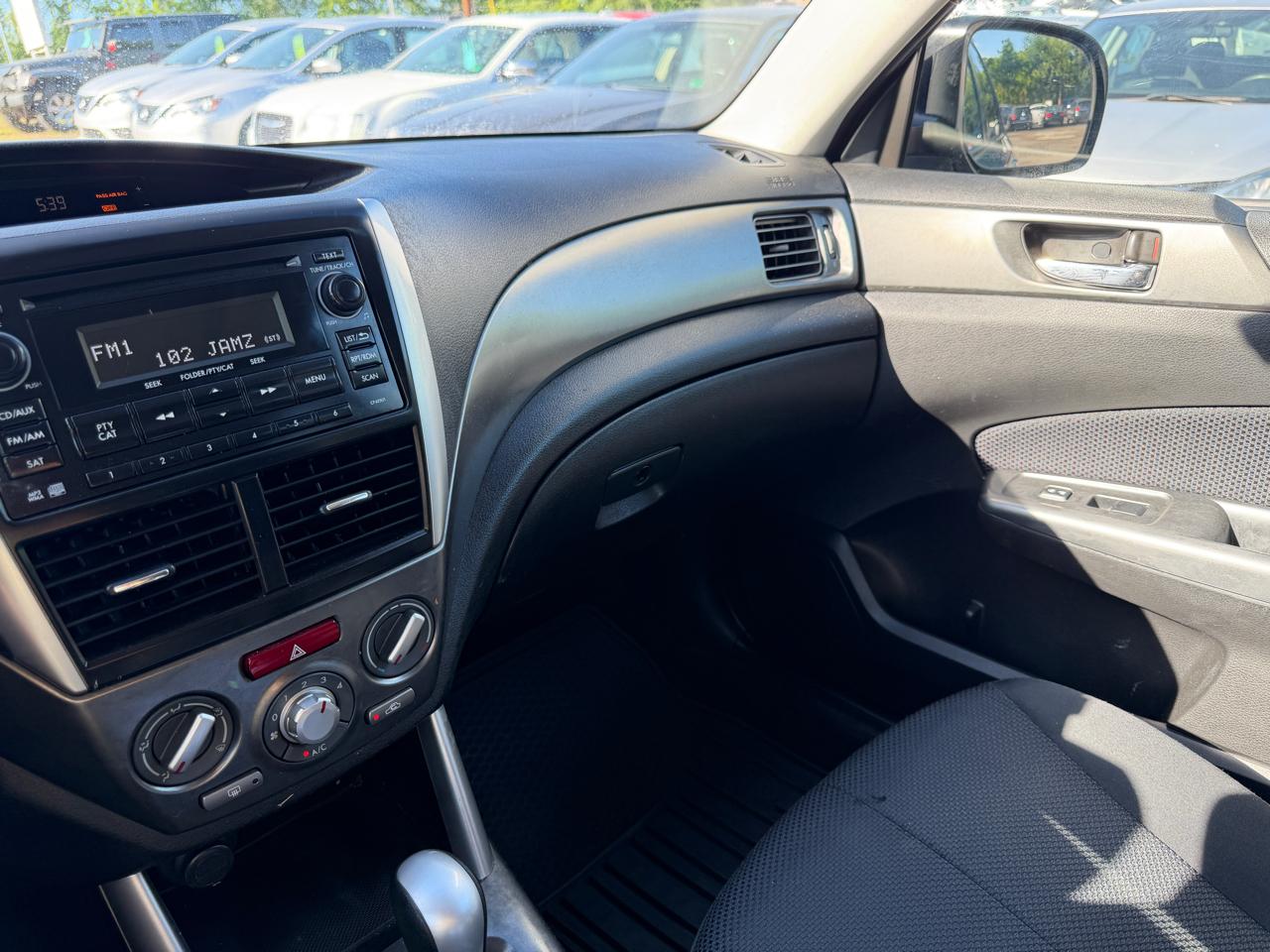 Subaru Forester 2.5X Premium 2012