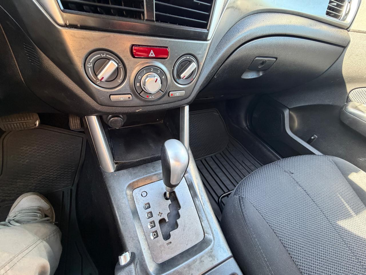 Subaru Forester 2.5X Premium 2012