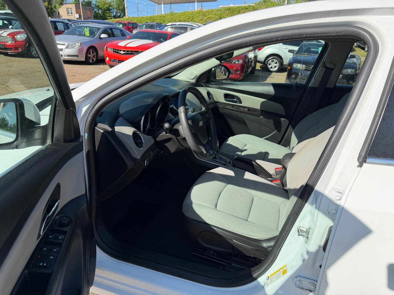 Chevrolet Cruze 1LT Auto 2015