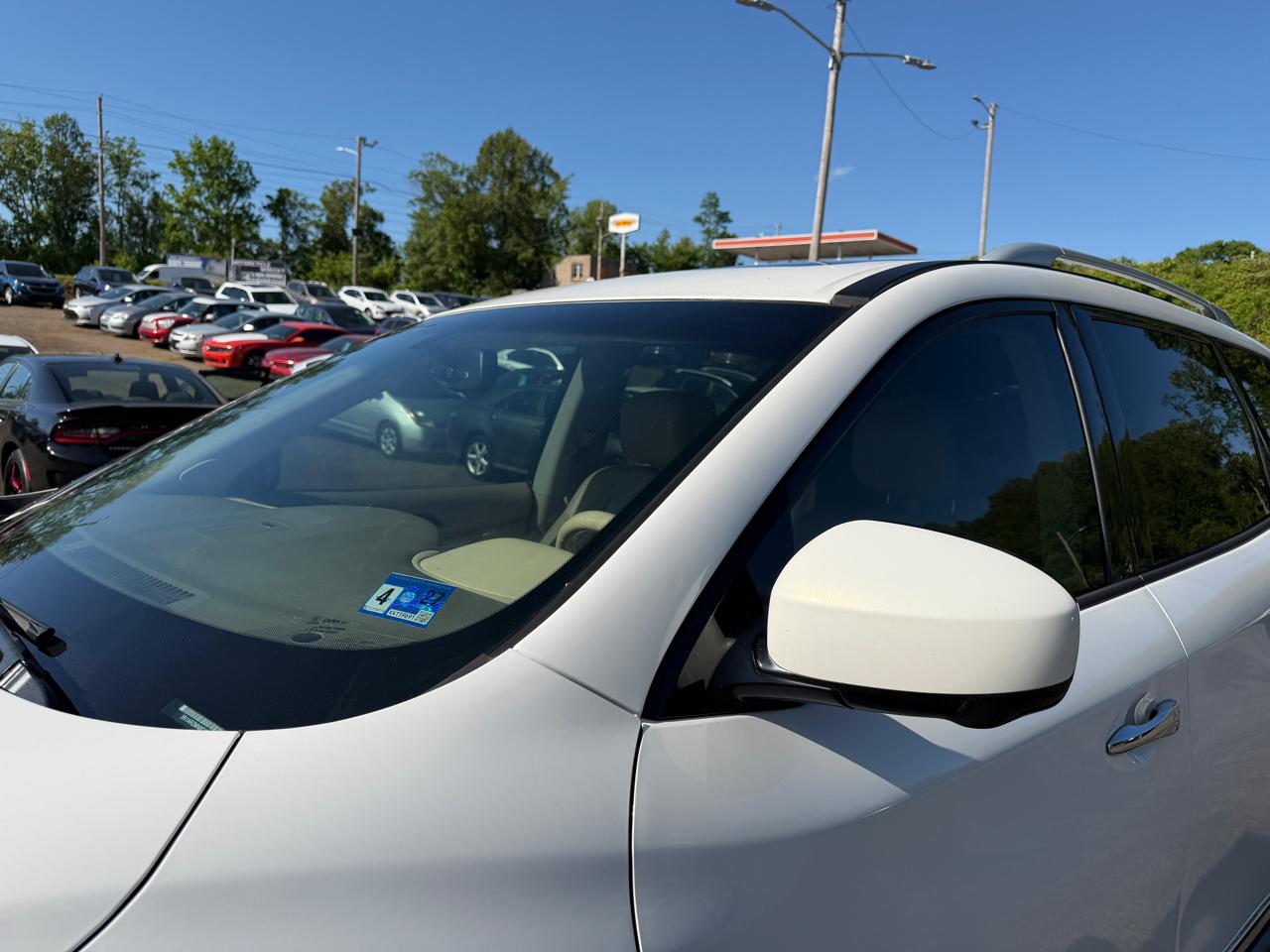 Nissan Pathfinder LE 2013