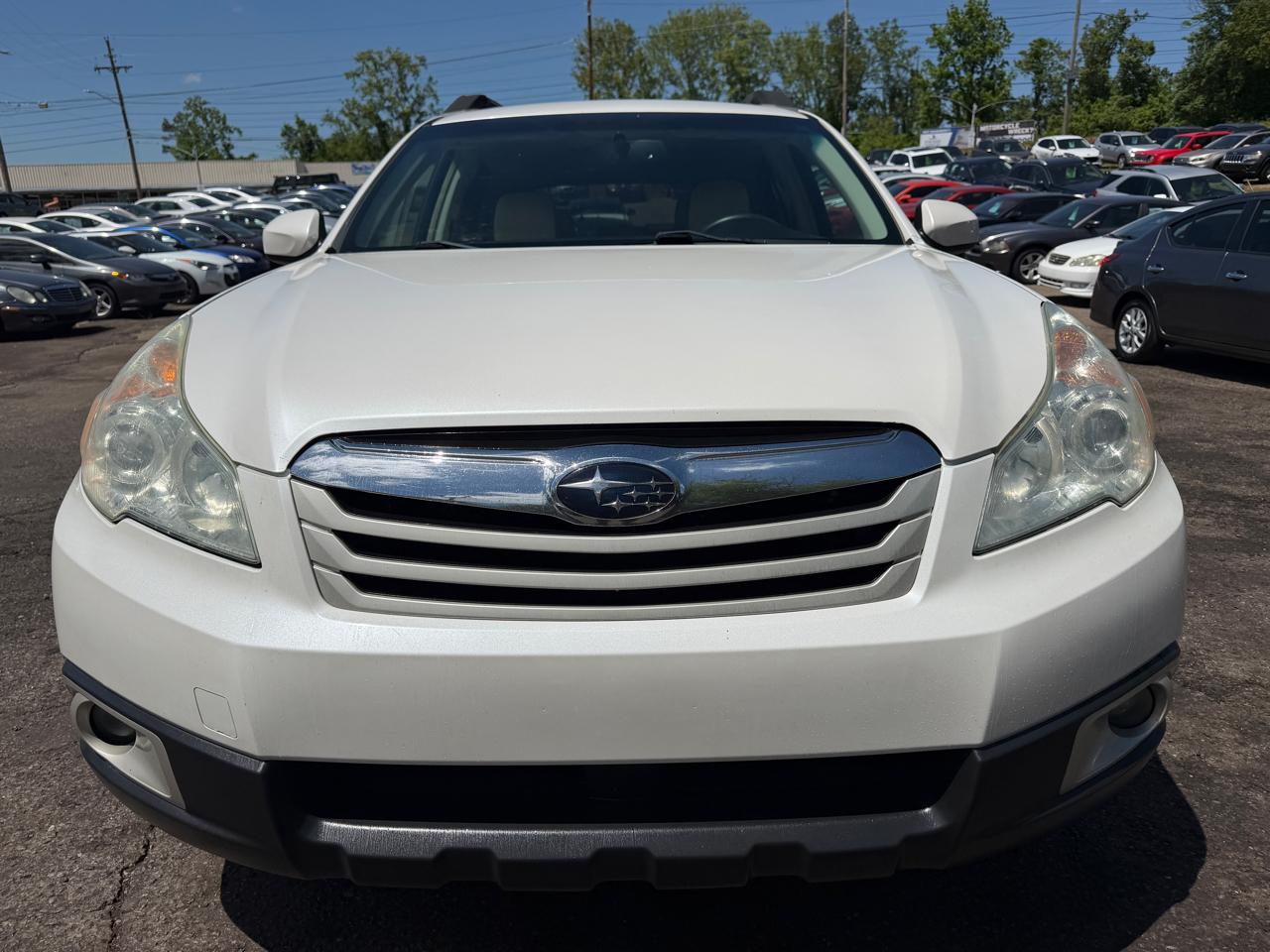 Subaru Outback 2.5i Premium 2011