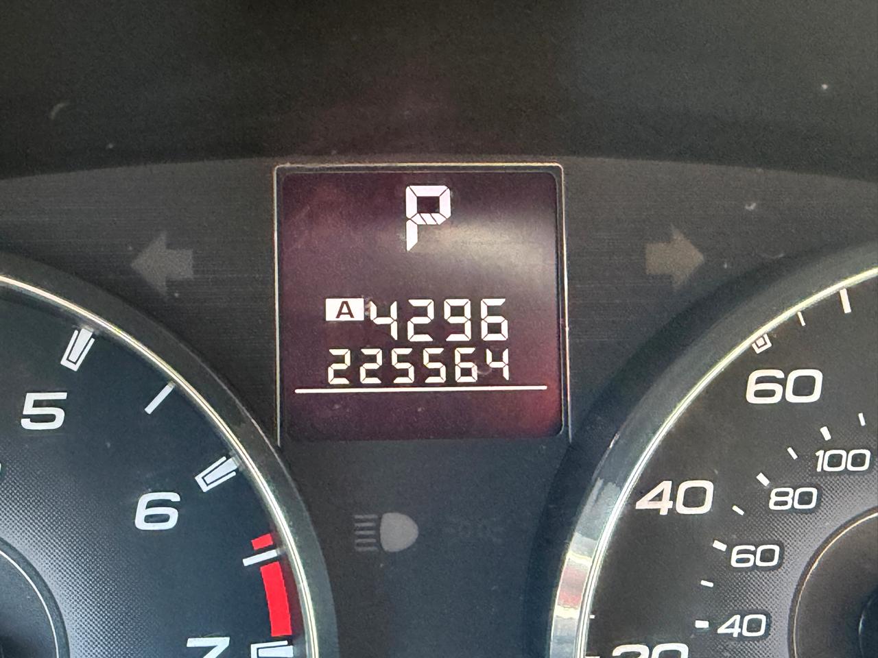 Subaru Outback 2.5i Premium 2011