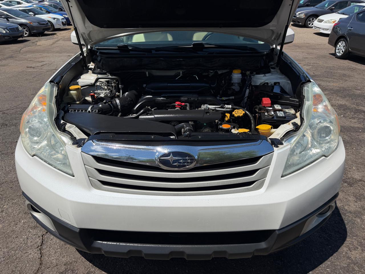 Subaru Outback 2.5i Premium 2011