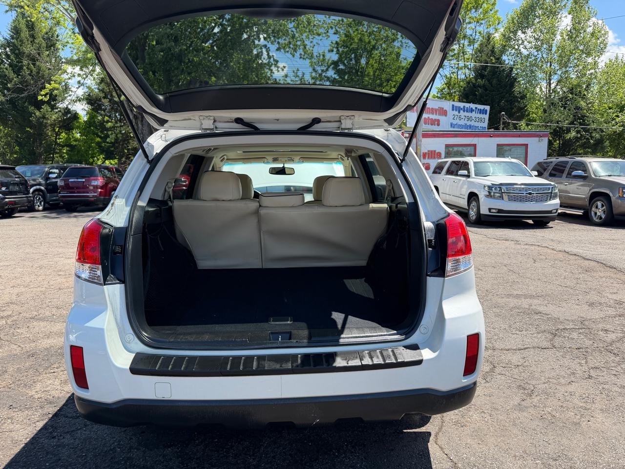 Subaru Outback 2.5i Premium 2011
