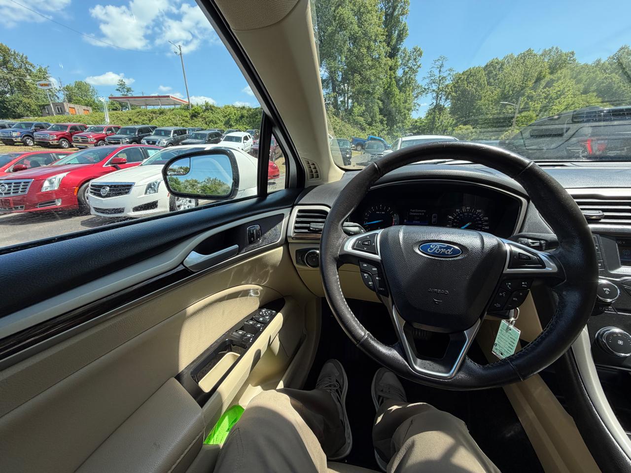 Ford Fusion SE 2015