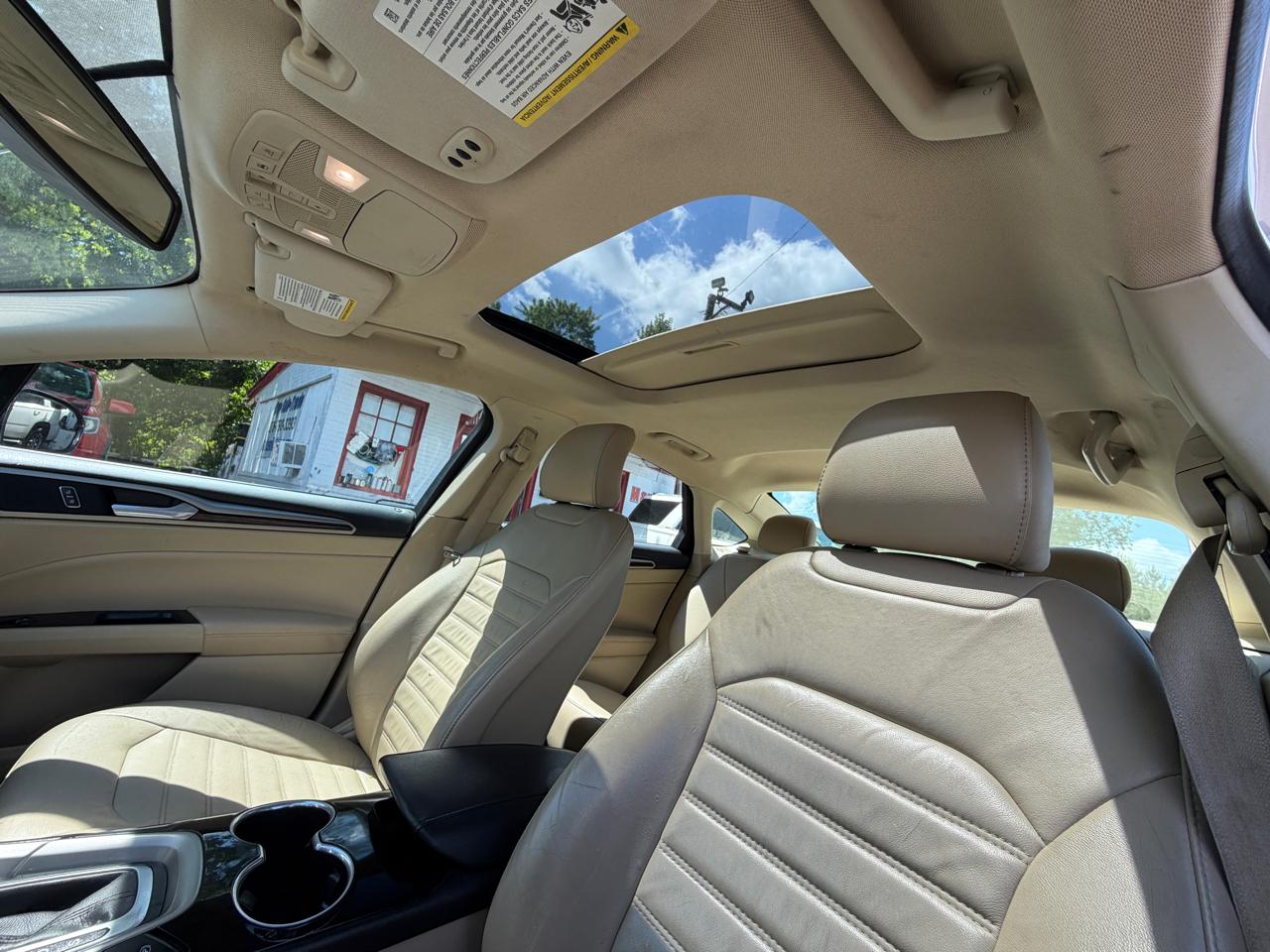 Ford Fusion SE 2015