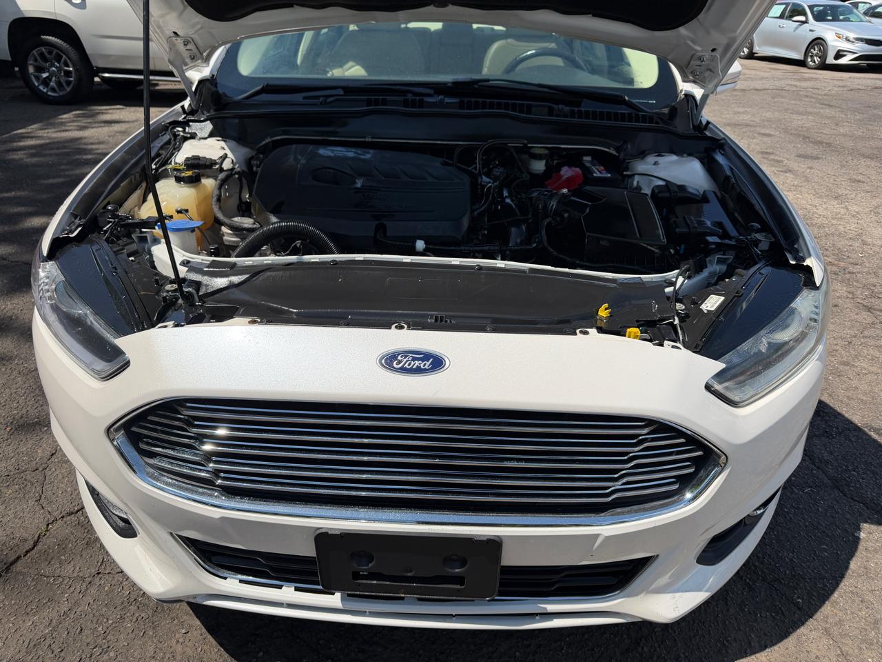 Ford Fusion SE 2015
