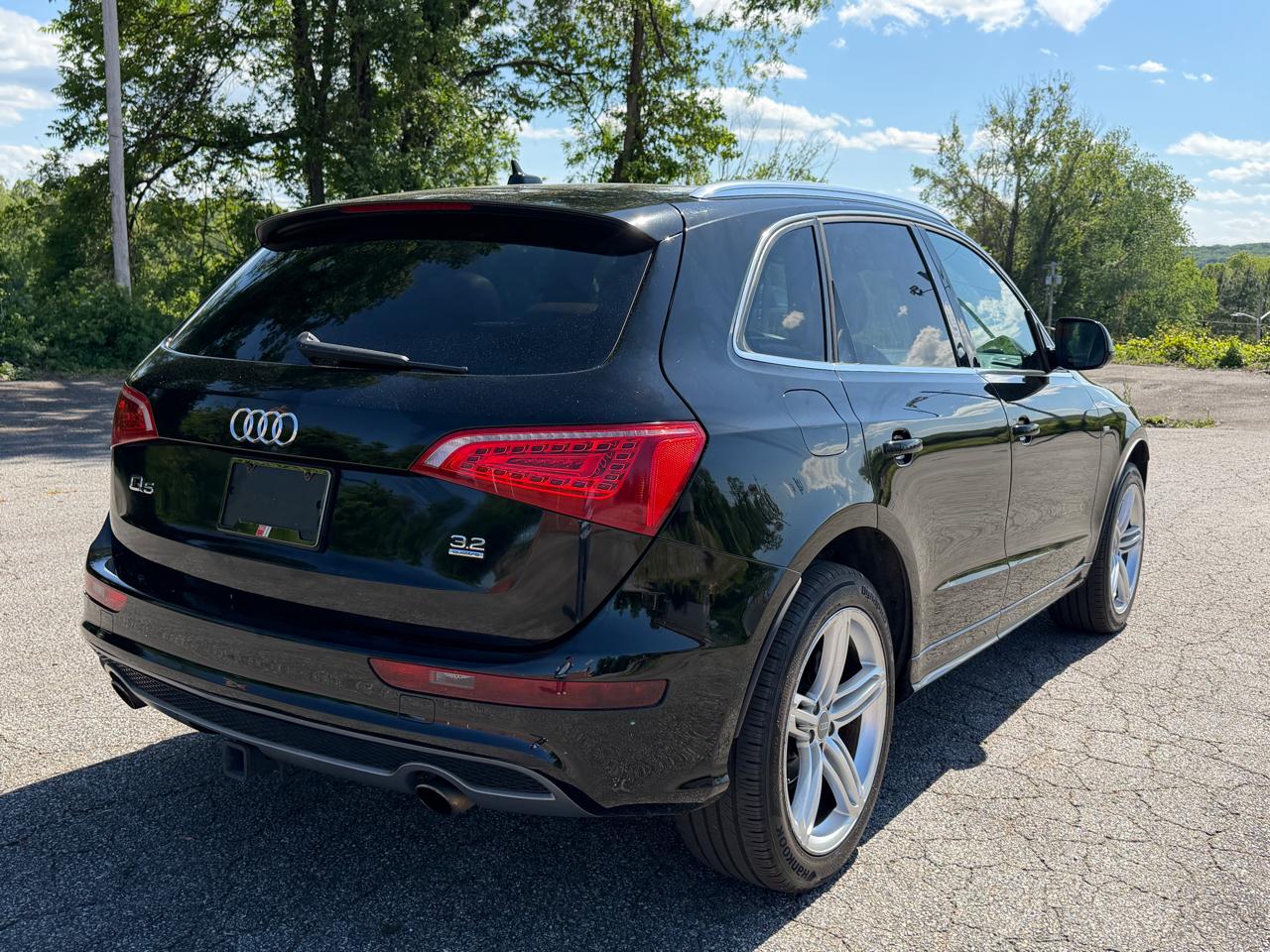 Audi Q5 3.2 quattro Premium 2011