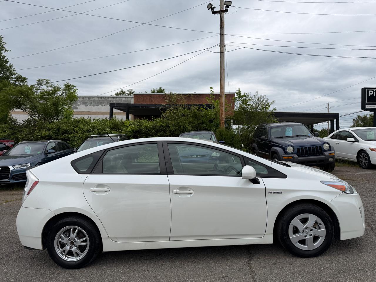 Toyota Prius Prius V 2010