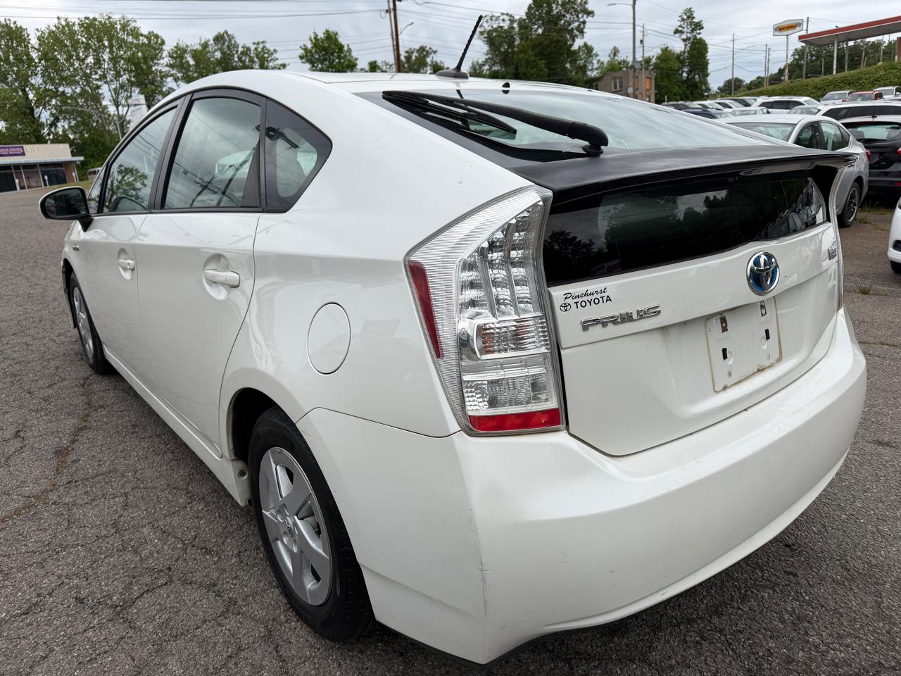 Toyota Prius Prius V 2010