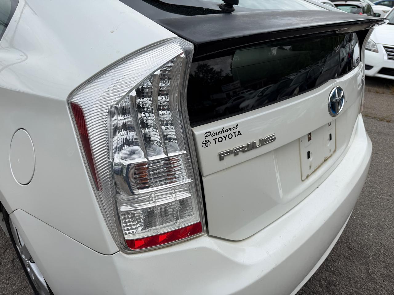 Toyota Prius Prius V 2010