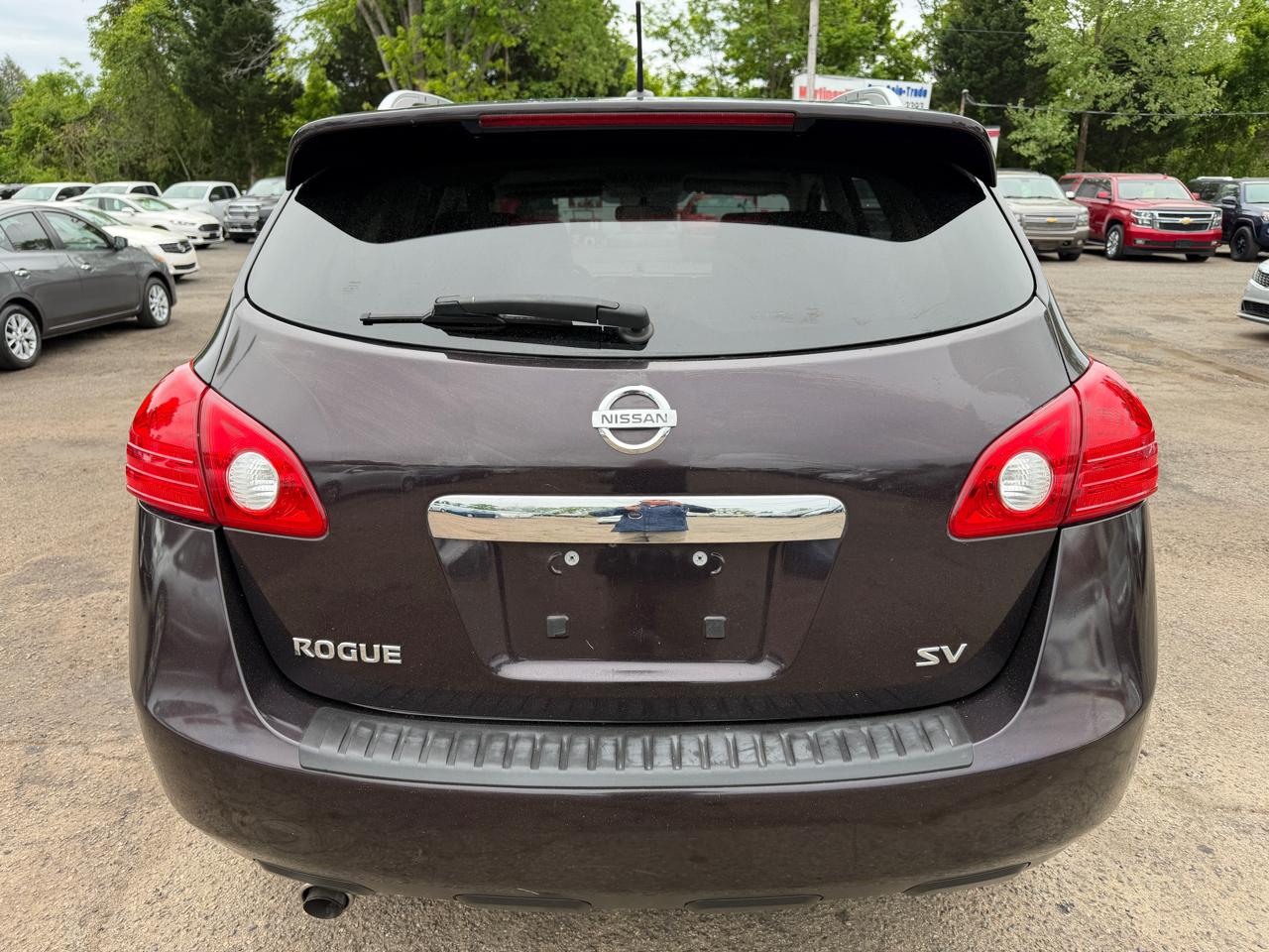 Nissan Rogue SV 2011