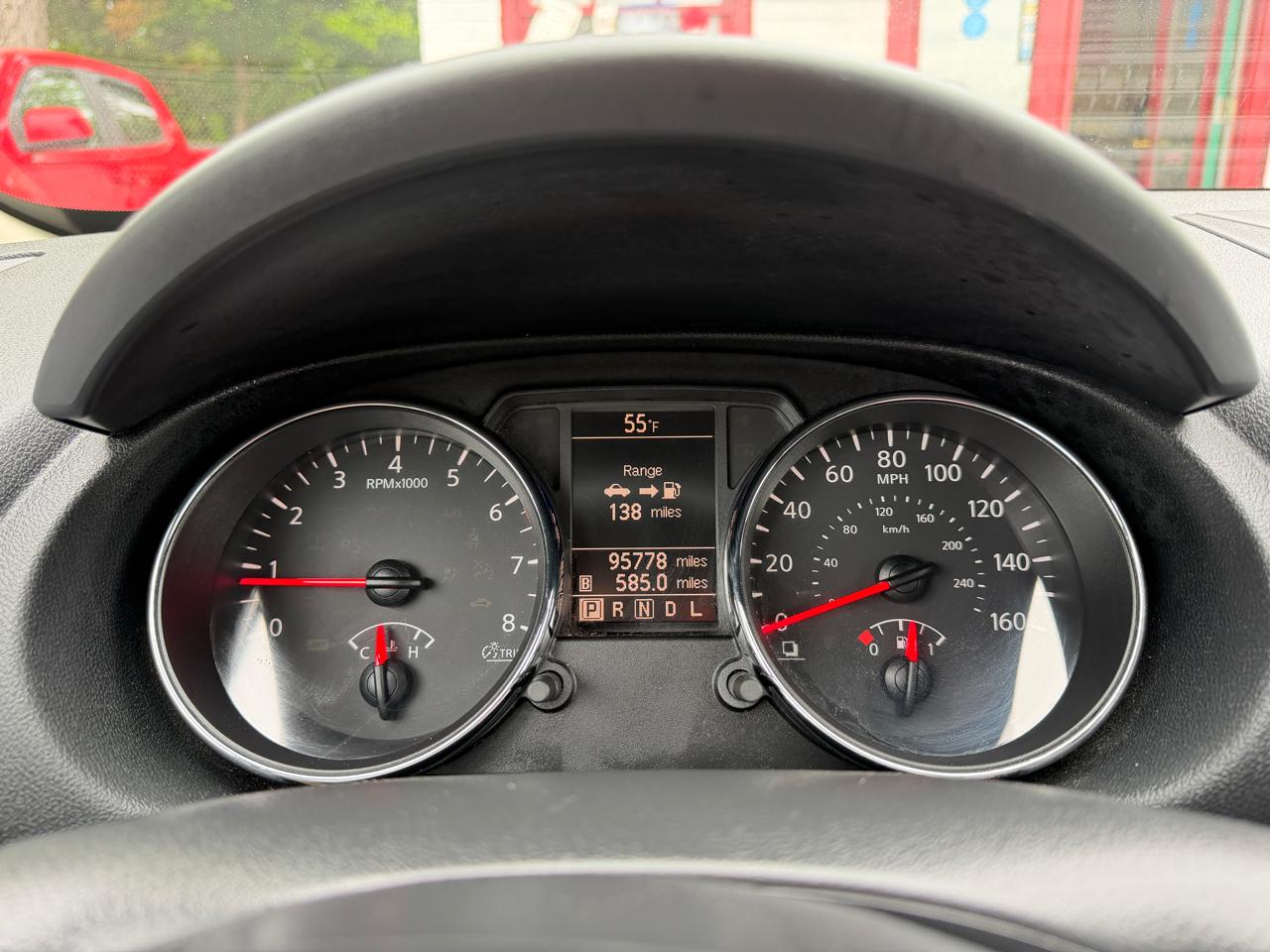 Nissan Rogue SV 2011