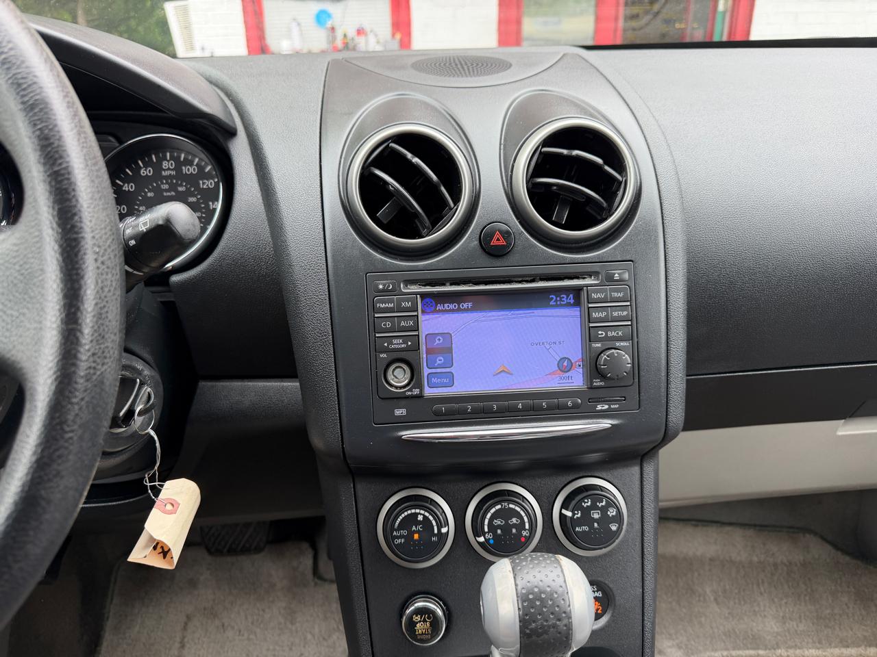 Nissan Rogue SV 2011