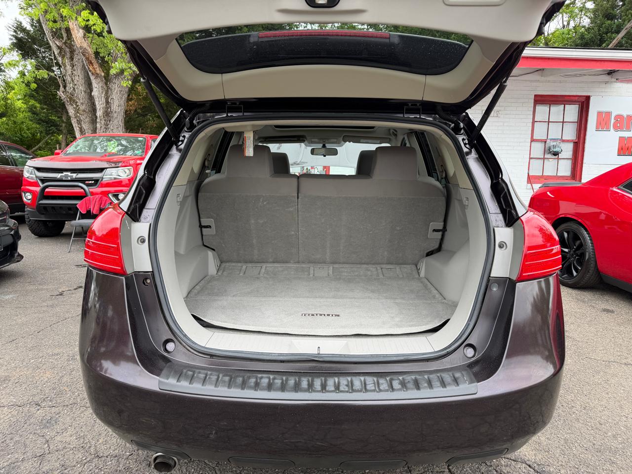 Nissan Rogue SV 2011