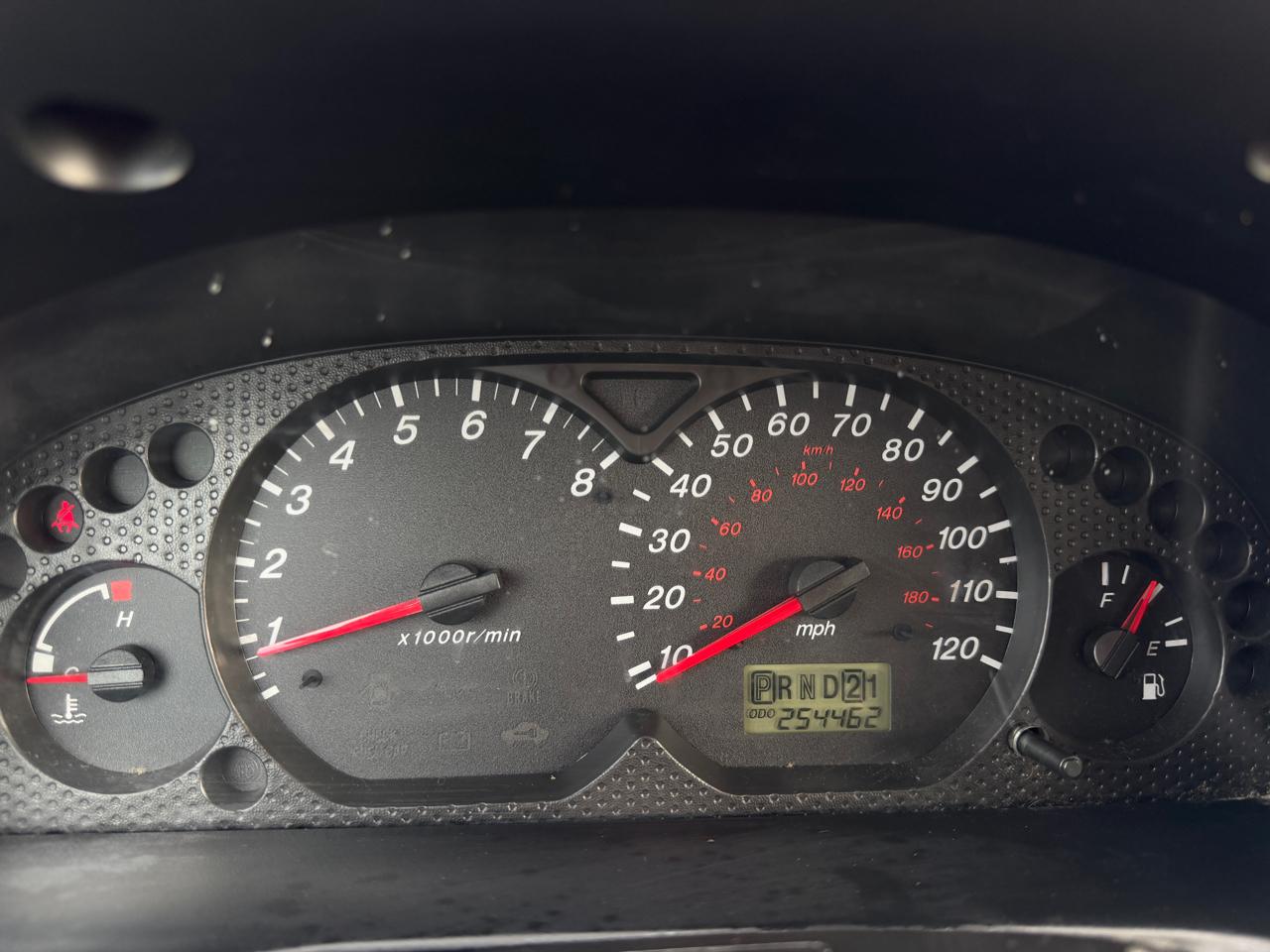 Mazda Tribute  2003