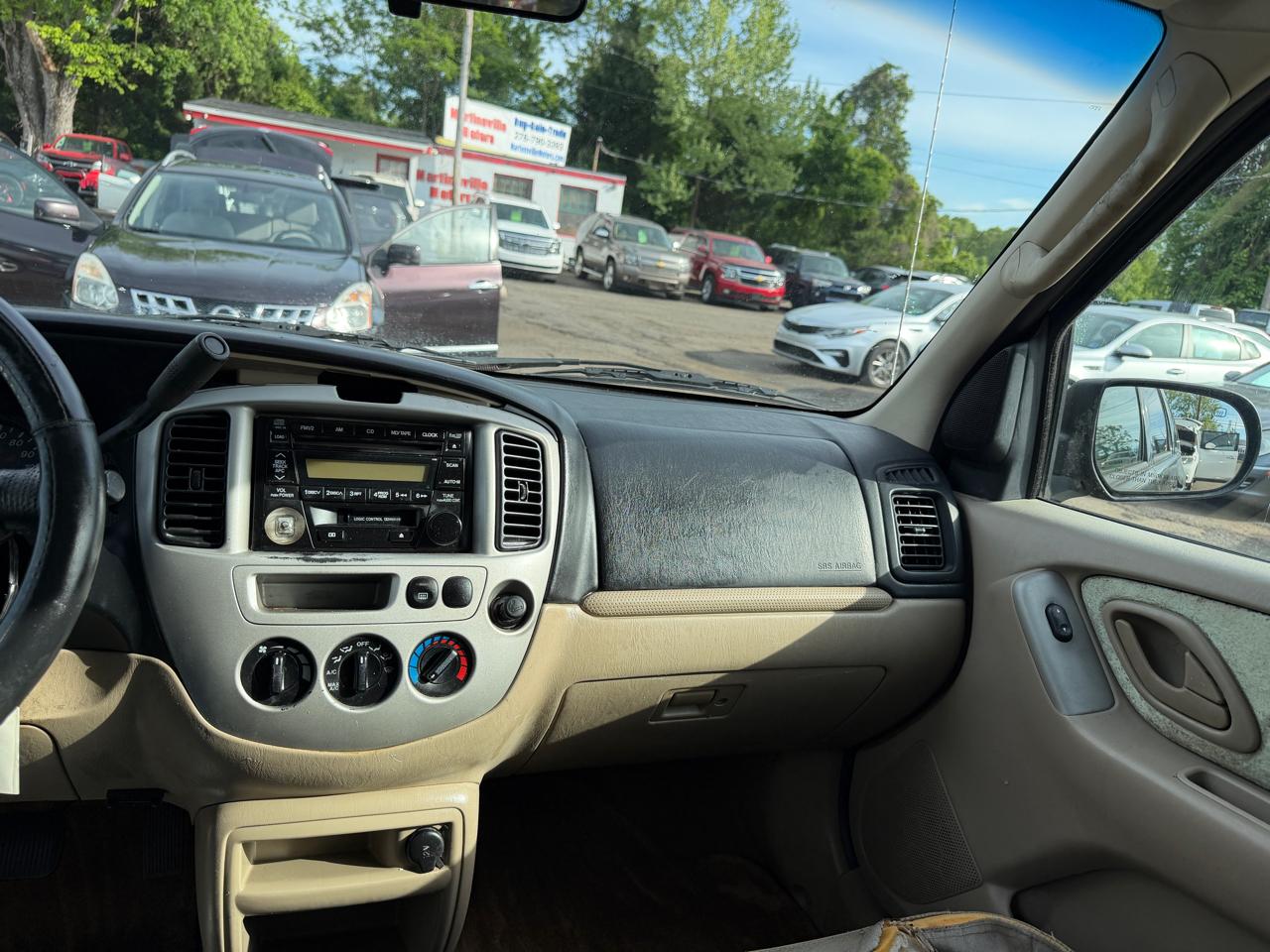 Mazda Tribute  2003