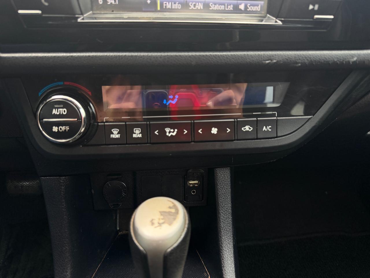 Toyota Corolla  2014