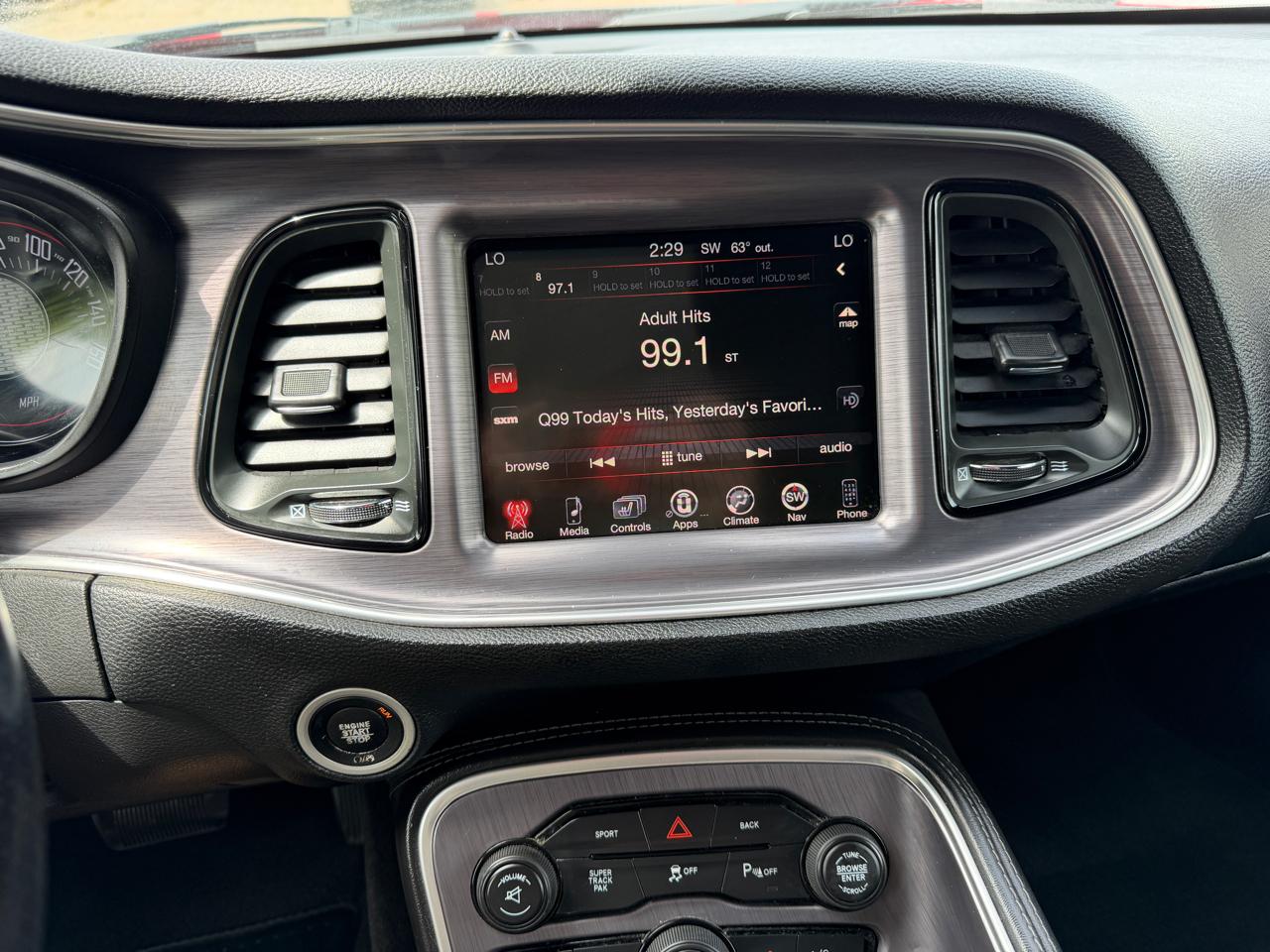 Dodge Challenger SXT 2016