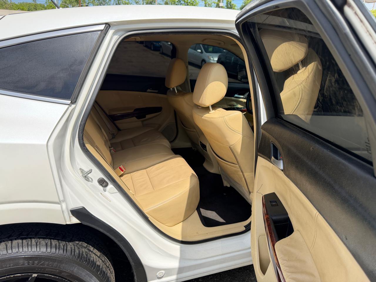 Honda Crosstour  2012