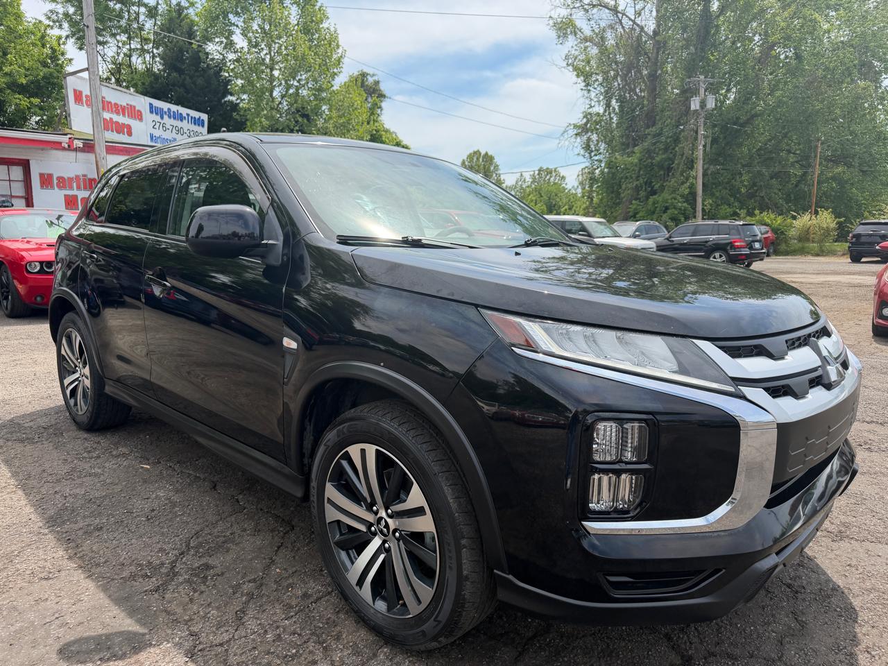 Mitsubishi Outlander Sport  2020