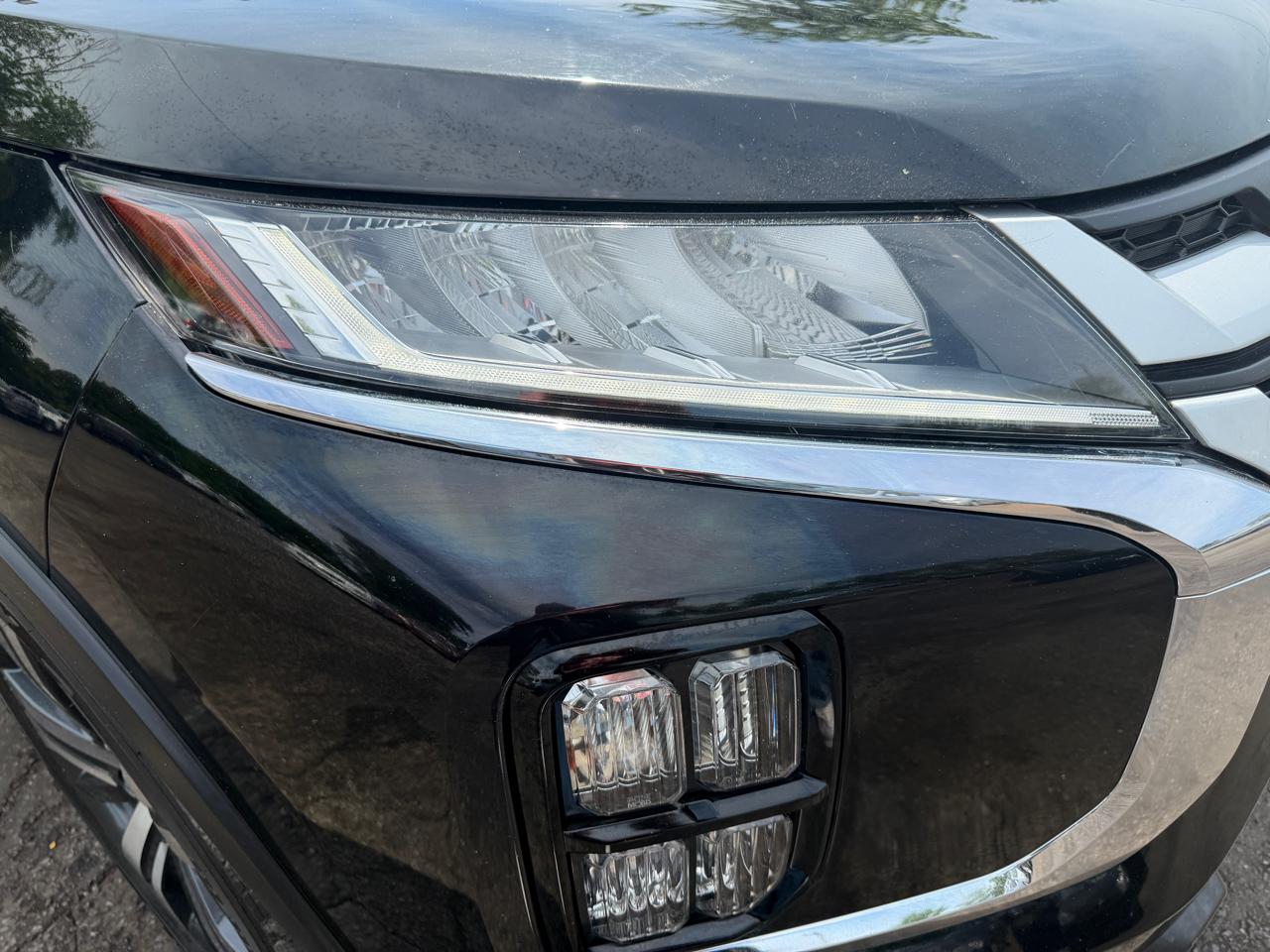 Mitsubishi Outlander Sport  2020