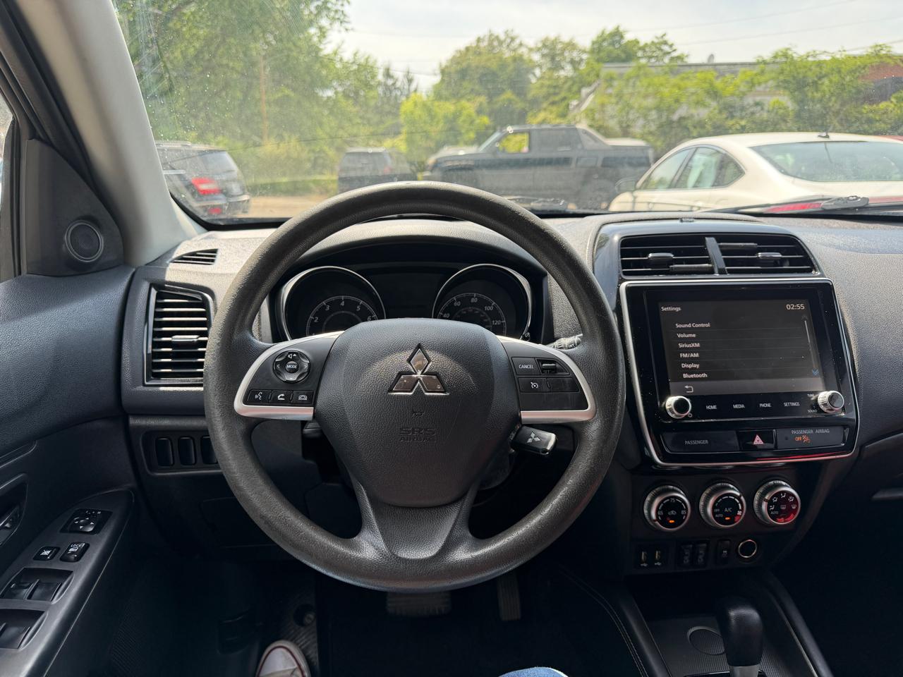 Mitsubishi Outlander Sport  2020