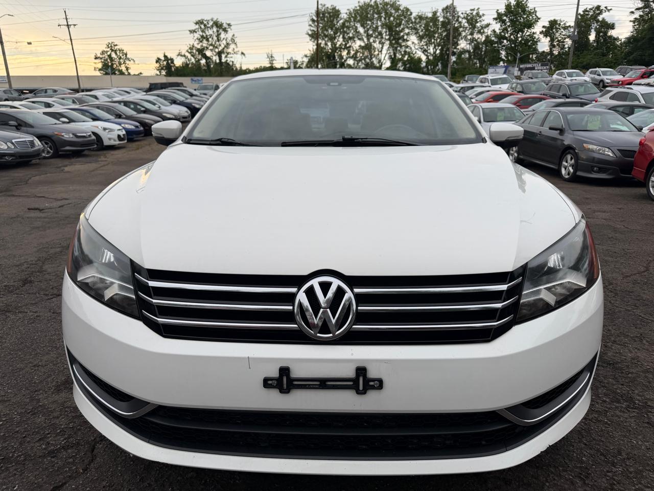 Volkswagen Passat SE 2014