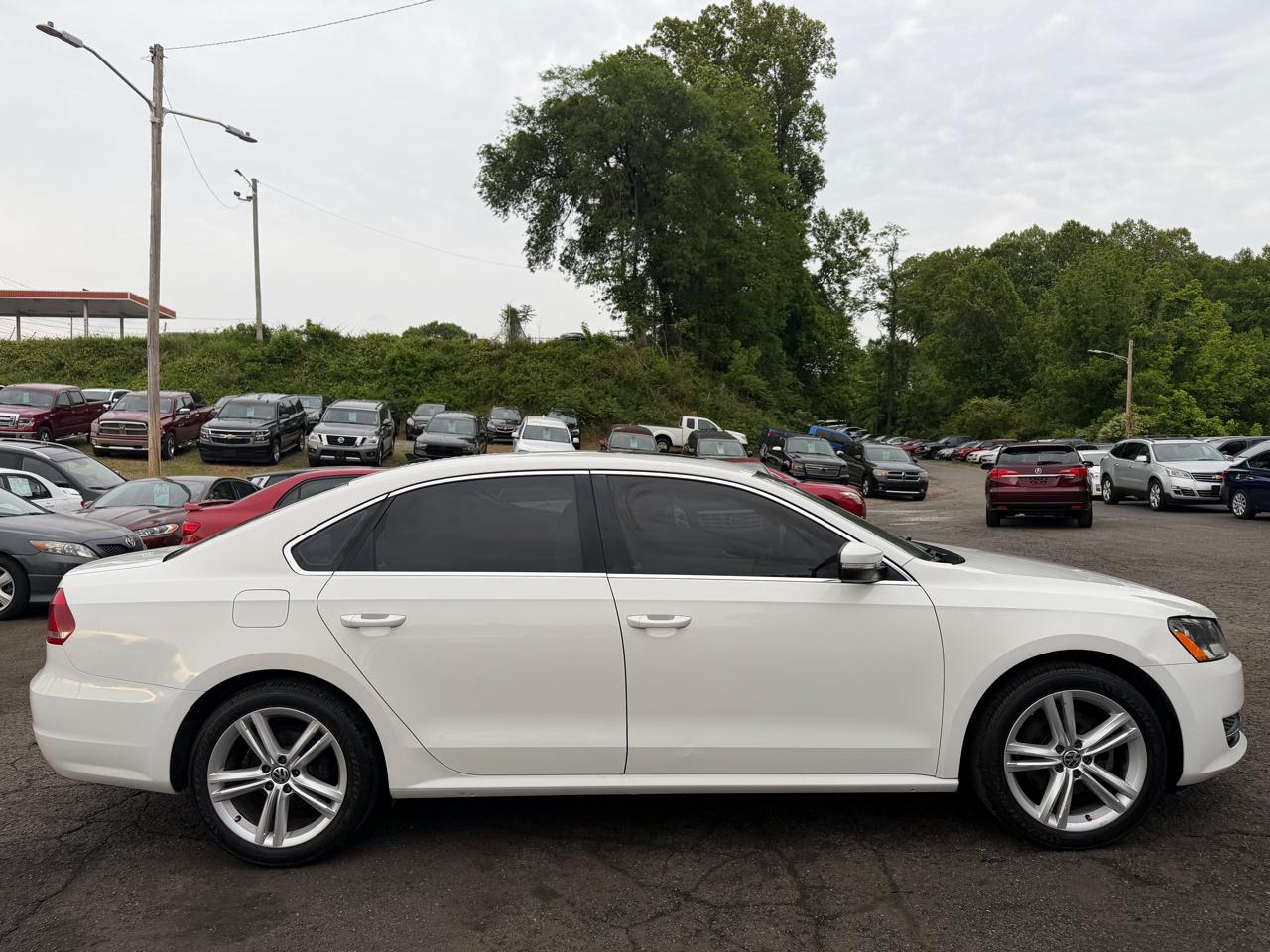 Volkswagen Passat SE 2014