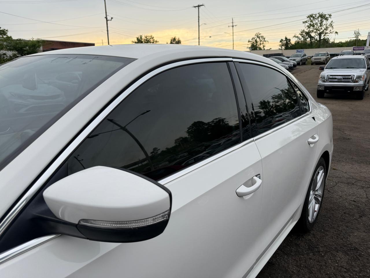 Volkswagen Passat SE 2014