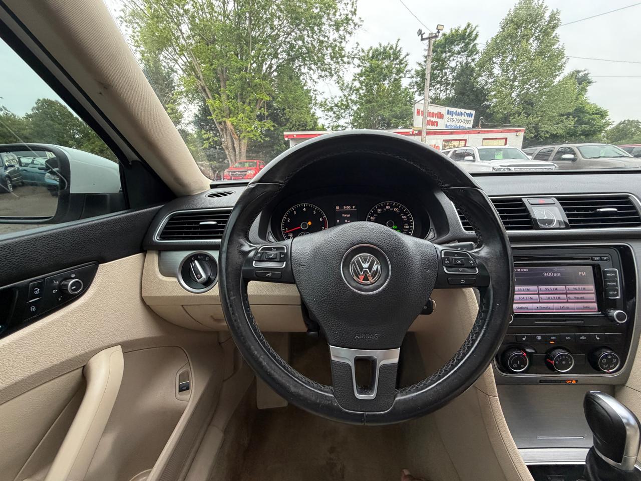 Volkswagen Passat SE 2014
